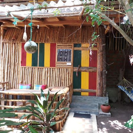 Chami'S Place هيكادوفا المظهر الخارجي الصورة